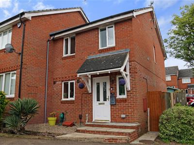 Property image of home to buy in Halliday Close, Shenley